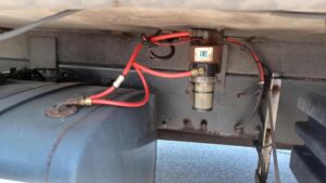 truck CF75IV-FAN 75.360 U 6x2 Space Cab CV457XY 83321